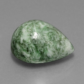 Maw-sit-sit verde natural de 11,53 ct, en forma de pera, opaco