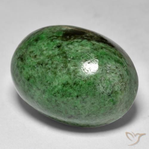 maw-sit-sit Verde pino natural de 27.95 ct, Ovalada, Opaco