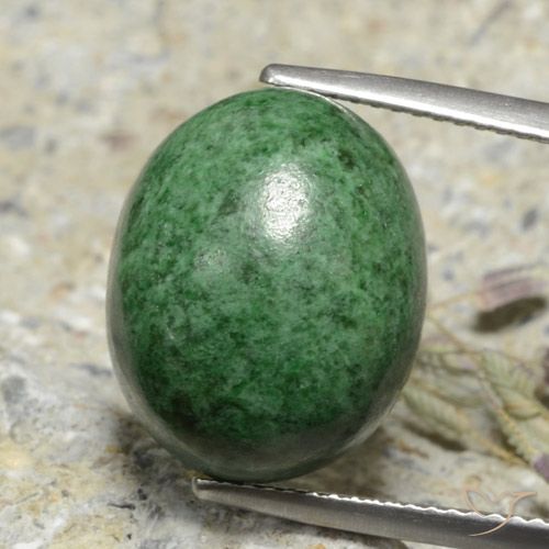 18.72ct Natural Verde pino pálido maw-sit-sit, Ovalada, Opaco