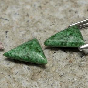Gemas de maw-sit-sit verde natural de 2,03 ct, trillón, opaco