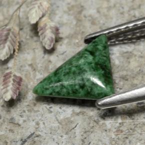 Maw-sit-sit verde natural de 0,87 ct, trillón, opaco