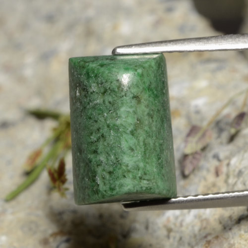 Maw-sit-sit verde natural de 6,79 ct, baguette, opaco
