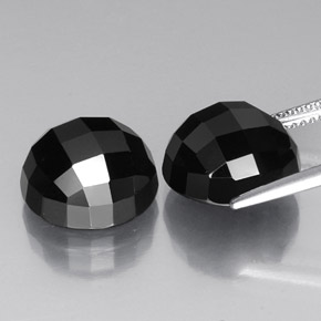 Gemas de melanita negro natural de  ct, corte redondo, opaco