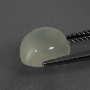 Piedra de Luna Blanco cálido natural de 3.73 ct, Corte Redondo, Translúcido