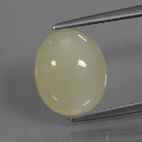 Piedra de Luna Amarillo medio natural de 4.11 ct, Corte Óvalo, Translúcido