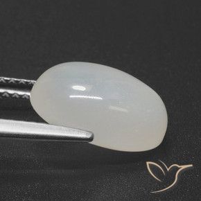 Piedra de Luna Blanco cálido natural de 3.86 ct, Ovalada, Translúcido