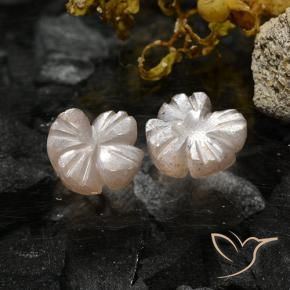 Gemas de Piedra de Luna Marrón caramelo claro natural de 2.37 ct, Corte Flor, Translúcido