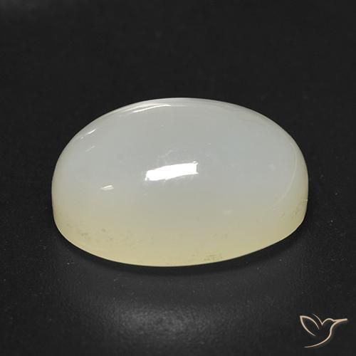 Piedra de Luna Blanco cálido natural de 3.92 ct, Ovalada, Translúcido