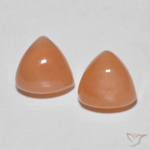 Gemas de Piedra de Luna Naranja rojizo claro natural de 3.69 ct, Trillón, Translúcido