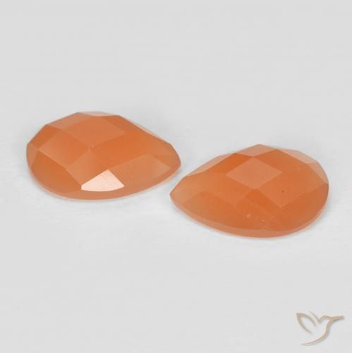 Gemas de Piedra de Luna Naranja medio natural de 1.90 ct, En forma de pera, Translúcido
