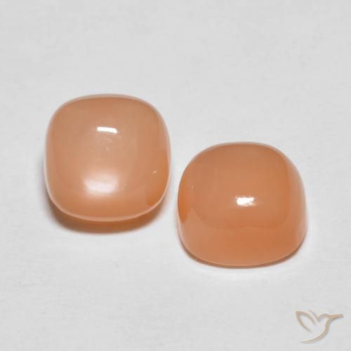 Gemas de Piedra de Luna Naranja medio natural de 3.52 ct, Forma Cojín, Translúcido