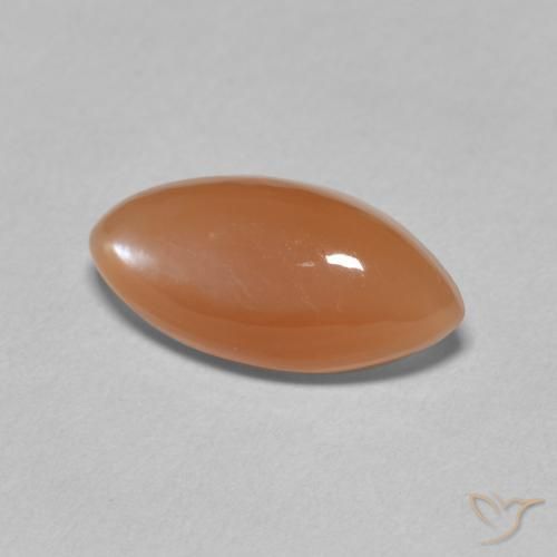 Piedra de Luna Naranja medio natural de 3.03 ct, Marquesa, Translúcido