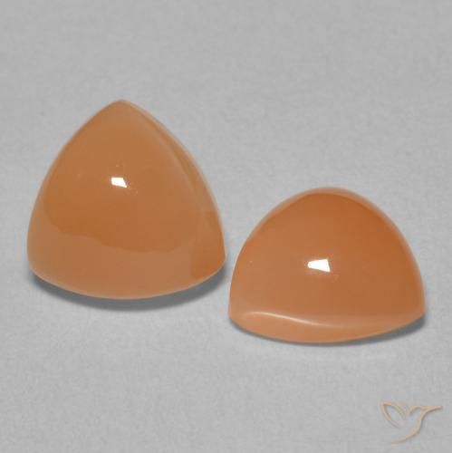Gemas de Piedra de Luna Naranja rojizo natural de 3.80 ct, Trillón, Translúcido