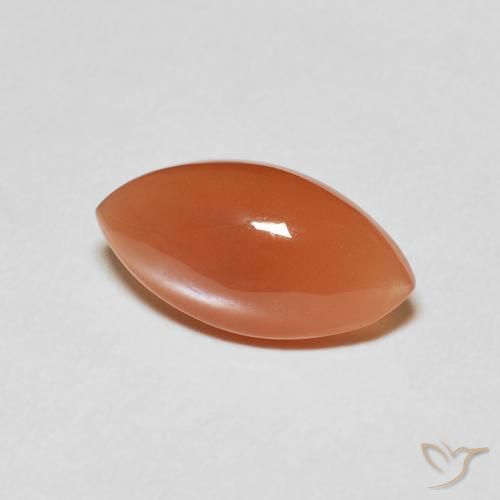 Piedra de Luna Naranja medio natural de 2.80 ct, Marquesa, Translúcido