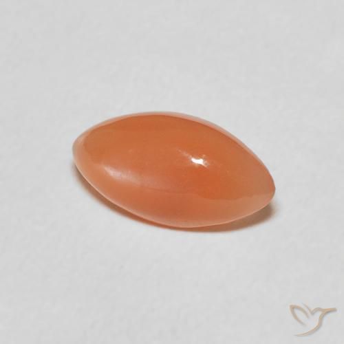 Piedra de Luna Naranja medio natural de 0.89 ct, Marquesa, Translúcido