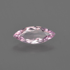 Morganita Rosado claro natural de 0.70 ct, Marquesa, VVS