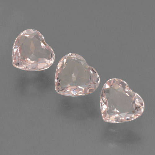 Gemas de Morganita Rosado flamingo natural de 1.47 ct, Forma de corazón, VVS-VS