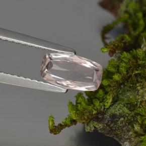 Morganita Rosado claro natural de 0.65 ct, Corte Cojín, VVS