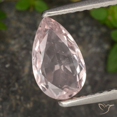0.99ct Natural Rosado flamingo Morganita, En forma de pera, VS