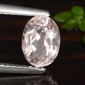 Morganita Rosado claro natural de 0.90 ct, Corte Óvalo, VVS