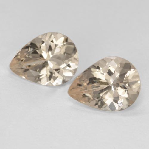 Gemas de Morganita Dorado claro natural de 1.58 ct, En forma de pera, VVS-VS