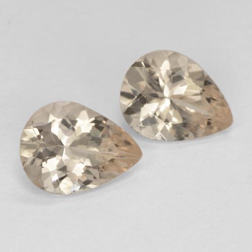 Gemas de Morganita Dorado claro natural de 1.58 ct, En forma de pera, VVS-VS