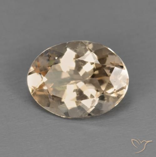 Morganita Dorado claro natural de 1.02 ct, Ovalada, VVS-VS