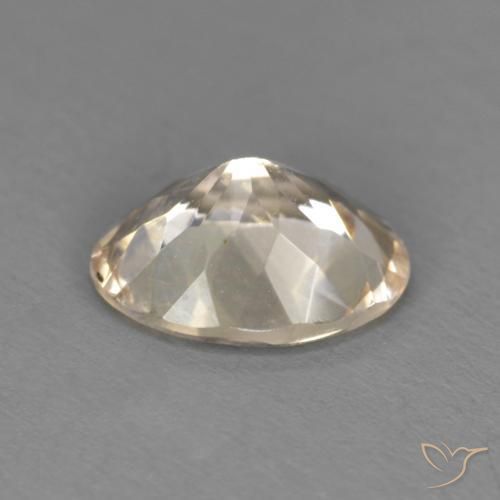 Morganita Dorado claro natural de 0.99 ct, Ovalada, VS