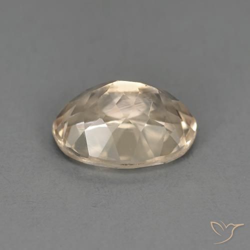 Morganita Dorado claro natural de 1.26 ct, Ovalada, VS