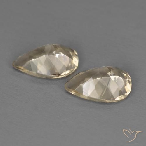 Gemas de Morganita Dorado claro natural de 1.73 ct, En forma de pera, VS