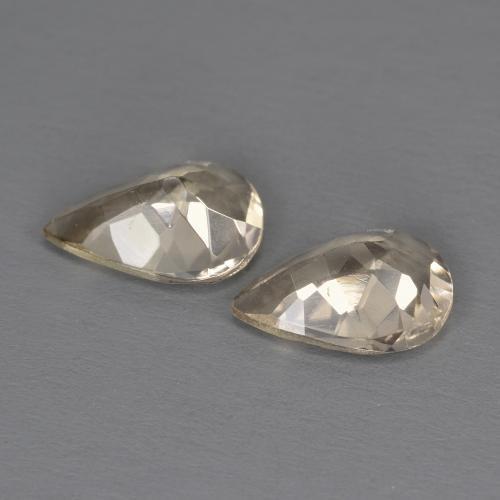 Gemas de Morganita Dorado claro natural de 1.54 ct, En forma de pera, VS