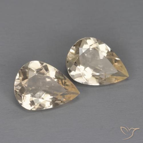 Gemas de Morganita Dorado claro natural de 1.77 ct, En forma de pera, VS