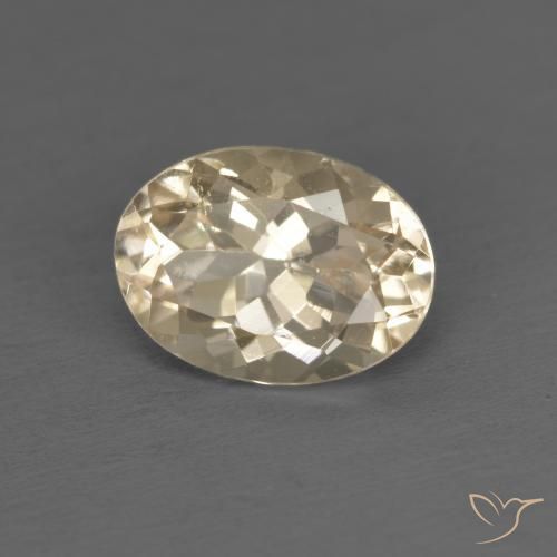 Morganita Dorado claro natural de 1.29 ct, Ovalada, VS