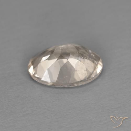 Morganita Dorado claro natural de 1.08 ct, Ovalada, VS