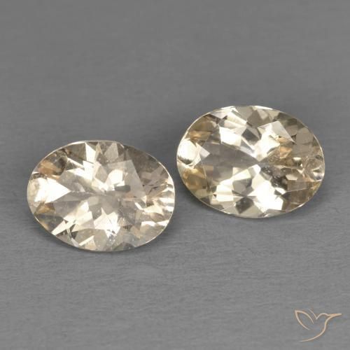 Gemas de Morganita Naranja claro natural de 1.98 ct, Ovalada, VS