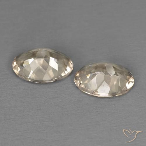 Gemas de Morganita Naranja claro natural de 1.79 ct, Ovalada, VVS-VS