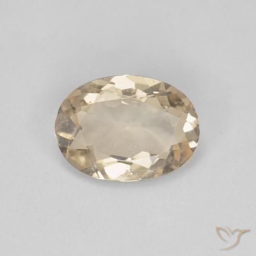 Morganita Dorado claro natural de 0.81 ct, Ovalada, VS