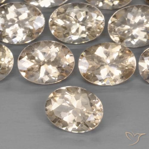 Morganita Dorado claro natural de 1.09 ct, Ovalada, VS