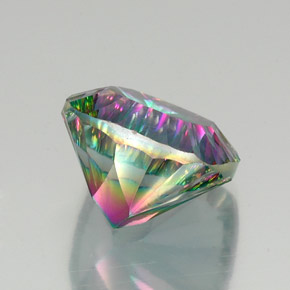 Cuarzo místico multicolor natural de 17,83 ct, corte cojín, VVS-VS