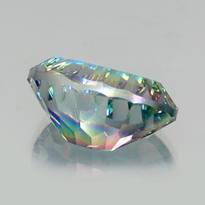 Cuarzo Místico Arcoíris superior natural de 12.74 ct, Corte Óvalo, VS