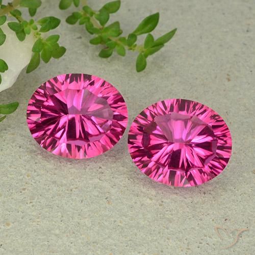 Gemas de Topacio místico Rosa oscuro natural de 10.01 ct, Corte Óvalo, VVS-VS