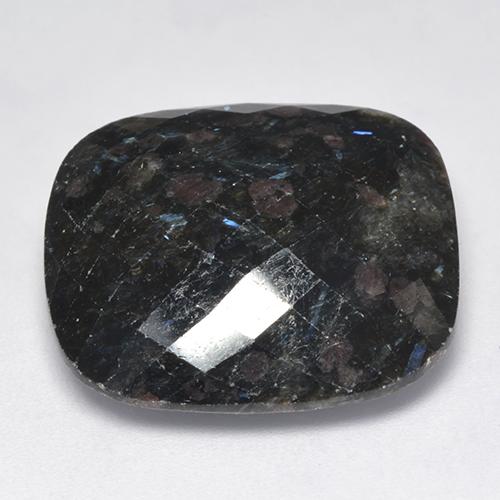 Nuummite Negro con destello azul natural de 27.53 ct, Corte Cojín, Opaco