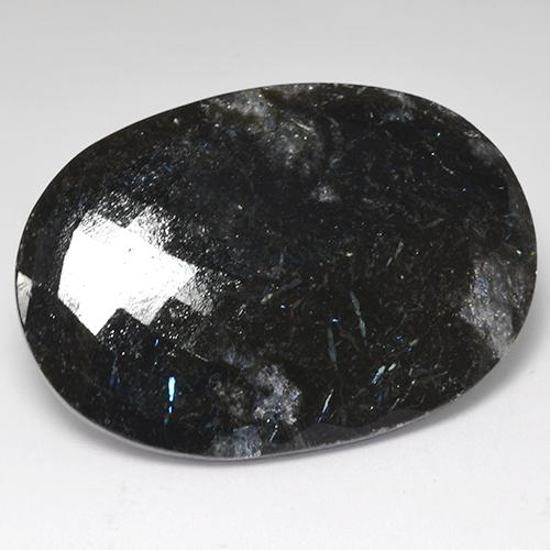 Nuummita negro natural de 53,25 ct, corte óvalo, opaco
