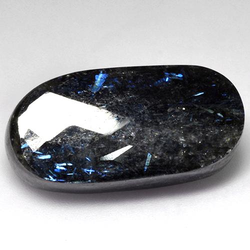 Nuummite Negro con destello azul natural de 32.30 ct, Corte Óvalo, Opaco