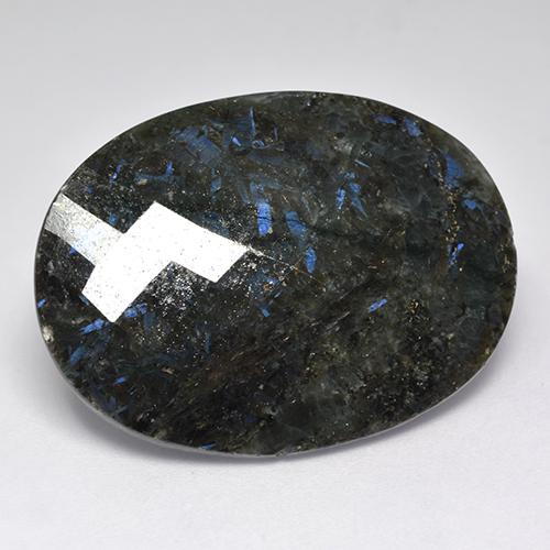 Nuummita negro natural de 40,80 ct, corte óvalo, opaco