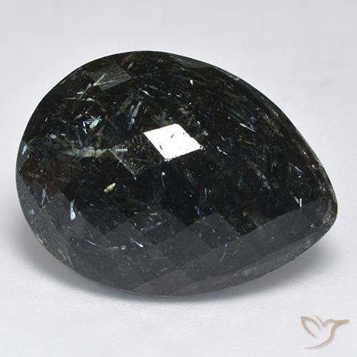 Nuummite Negro con destello azul natural de 28.73 ct, En forma de pera, Opaco
