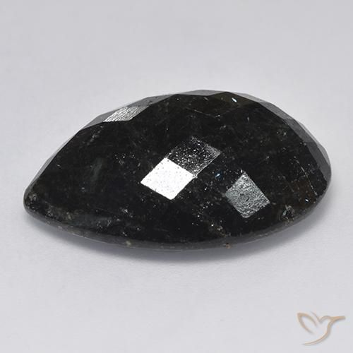 Nuummite Negro con destello azul natural de 28.73 ct, En forma de pera, Opaco
