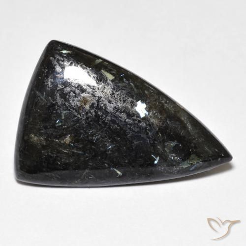 Nuummite Negro natural de 11.28 ct, Trillón, Opaco