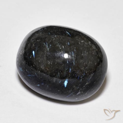 Nuummite Negro con destello azul natural de 22.55 ct, Ovalada, Opaco