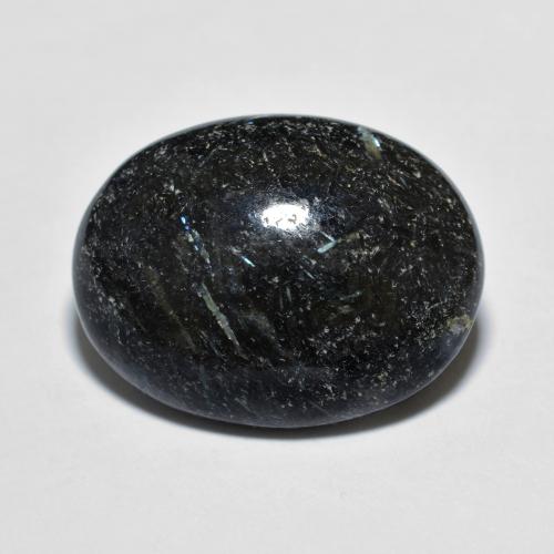 Nuummite Negro con destello azul natural de 10.56 ct, Corte Óvalo, Opaco